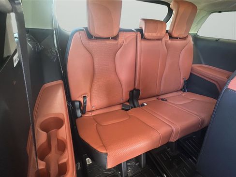 New 2026 Kia Carnival SX Prestige FWD image 16