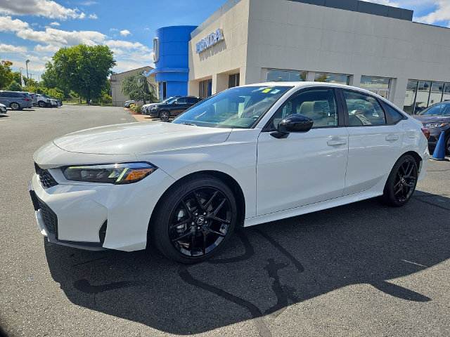 Used 2026 Honda Civic Sport image 3