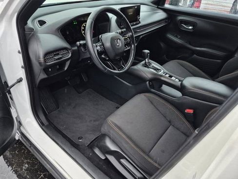 Used 2024 Honda HR-V Sport image 10