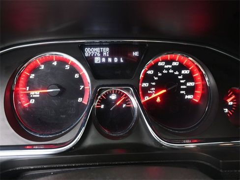 Used 2017 GMC Acadia Limited SLT image 28