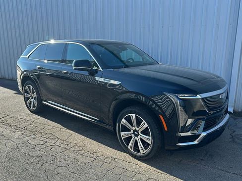 New 2025 Cadillac Escalade IQ Luxury 2 image 1