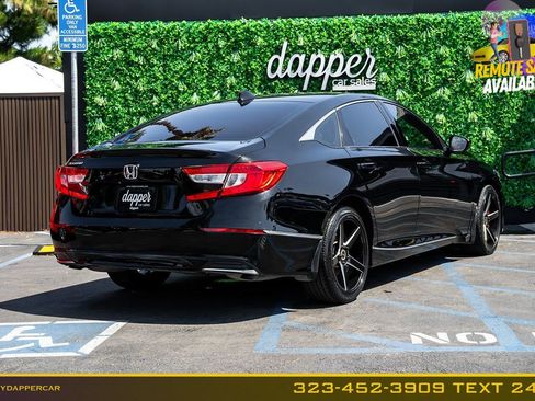 Used 2018 Honda Accord EX image 5