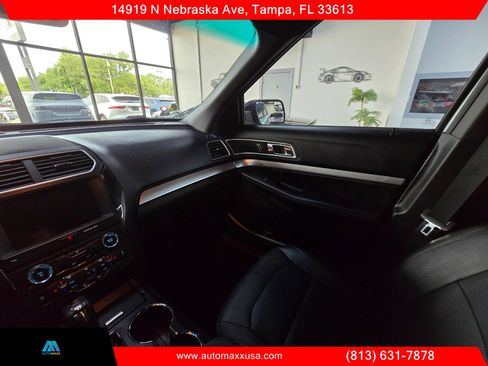 Used 2016 Ford Explorer XLT w/ Equipment Group 202A FWD image 25