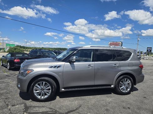Used 2014 INFINITI QX80 4WD w/ Theater Package image 5