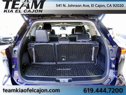 Used 2021 Toyota Highlander XLE image 13