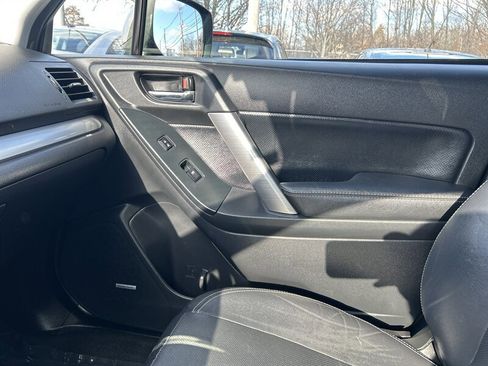 Used 2015 Subaru Forester 2.5i Limited image 13