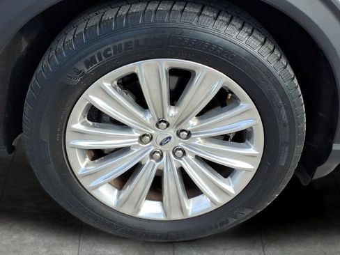 Used 2021 Ford Explorer Limited w/ Hybrid Equipment Group 310A RWD image 9