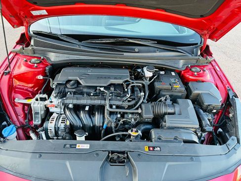 Used 2023 Hyundai Elantra SEL FWD image 34