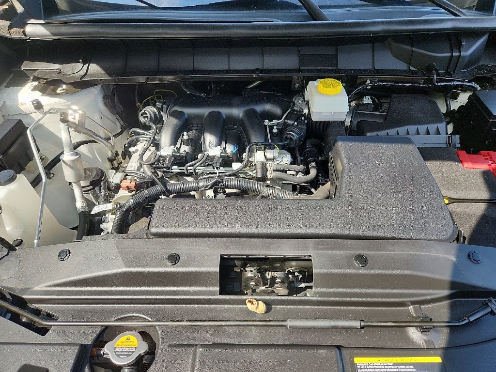 Used 2023 Nissan Pathfinder SV w/ SV Premium Package AWD/4WD image 27