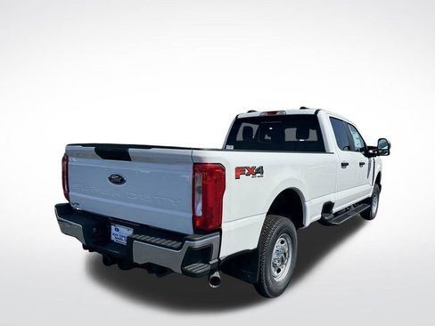 New 2026 Ford F250 XL w/ FX4 Off-Road Package image 7