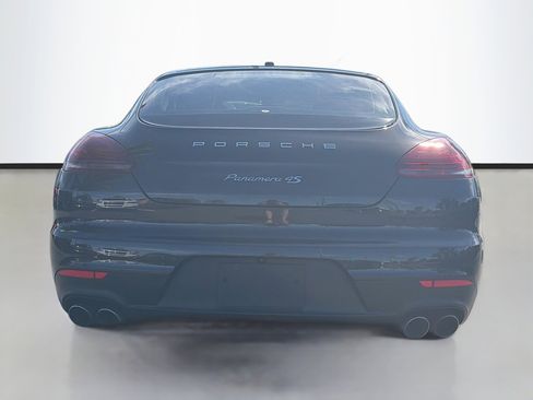Used 2014 Porsche Panamera 4S image 5
