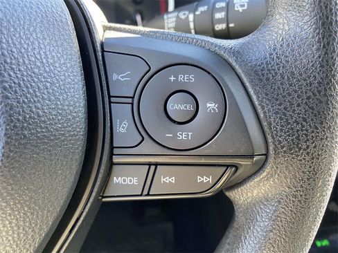 Used 2024 Toyota RAV4 XLE image 32