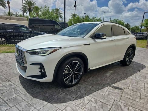 Certified 2025 INFINITI QX55 Essential image 7