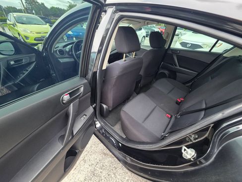 Used 2011 MAZDA MAZDA3 i Sport FWD image 13