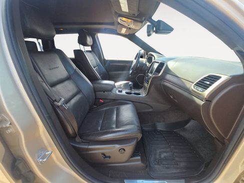 Used 2014 Jeep Grand Cherokee Summit AWD/4WD image 15