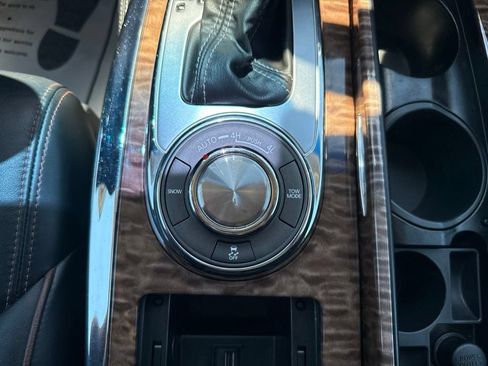 Used 2017 Nissan Armada Platinum w/ Captain Seat Package AWD/4WD image 29