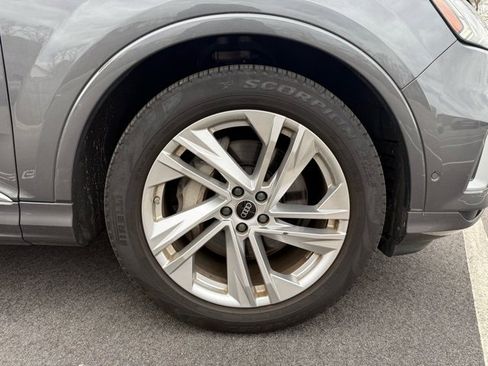 Used 2023 Audi Q7 3.0T Prestige w/ Prestige Package image 14
