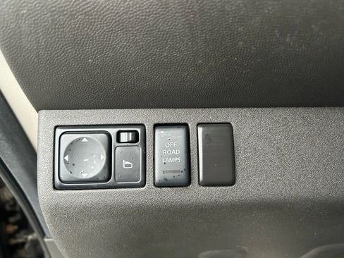 Used 2012 Nissan Xterra PRO-4X w/ Pro-4x Leather Pkg image 21