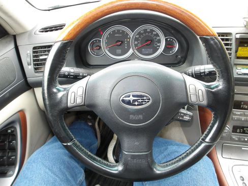 Used 2005 Subaru Outback 3.0R Limited AWD/4WD image 14