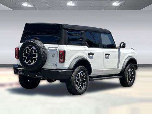 Used 2024 Ford Bronco Outer Banks AWD/4WD image 9