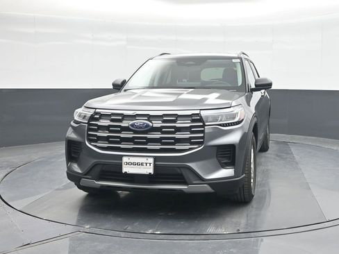 New 2026 Ford Explorer Active image 5