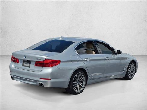 Used 2018 BMW 530i RWD image 5