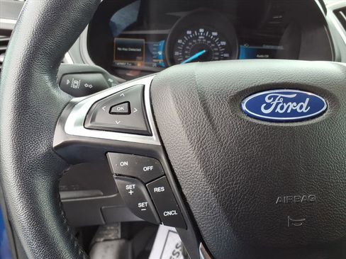 Used 2022 Ford Edge SEL w/ Convenience Package image 13