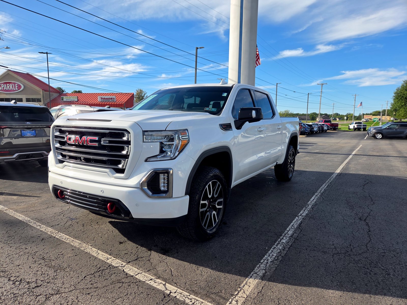 Used 2019 GMC Sierra 1500 AT4 w/ AT4 Premium Package AWD/4WD image 8