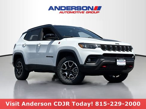New 2026 Jeep Compass Trailhawk AWD/4WD image 1
