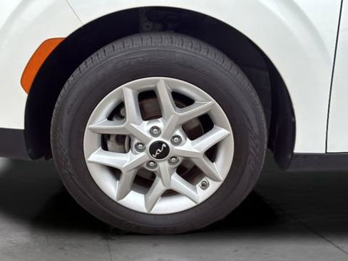 Used 2024 Kia Soul LX w/ Option Group 015 image 27