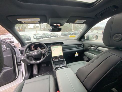 New 2026 GMC Terrain AT4 w/ Technology Package II image 21