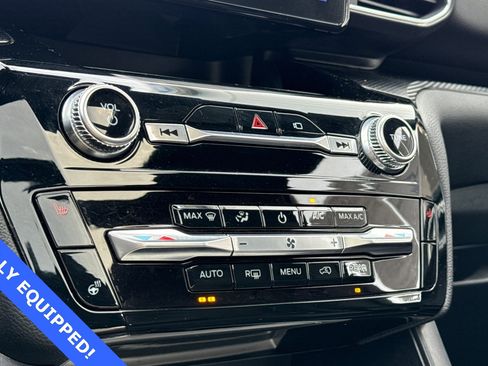 Certified 2022 Ford Explorer ST-Line w/ Class IV Trailer Tow Package image 23