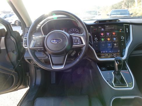Used 2020 Subaru Outback Limited image 19