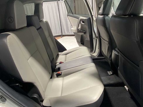 Used 2016 Toyota RAV4 Limited image 13