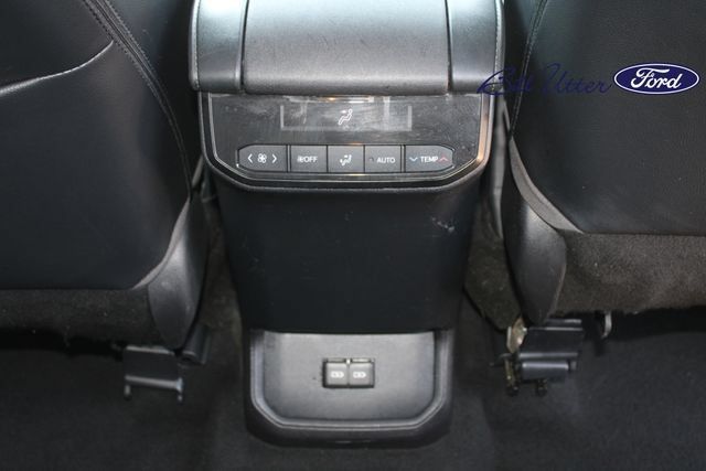 Used 2022 Toyota Highlander XSE FWD image 16
