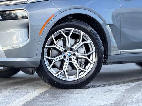 New 2026 BMW X7 xDrive40i image 2