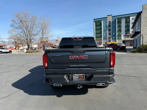 Used 2021 GMC Sierra 1500 Denali w/ Denali Ultimate Package AWD/4WD image 6