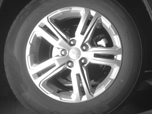 Used 2024 GMC Terrain SLE FWD image 20