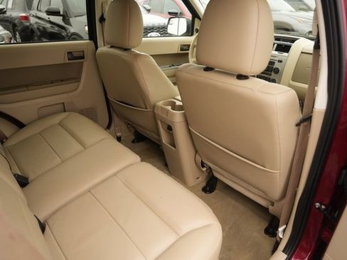 Used 2011 Ford Escape XLT w/ 203A Rapid Spec Order Code image 15