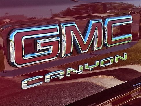 Used 2023 GMC Canyon AT4 w/ Canyon Safety Plus Package image 31