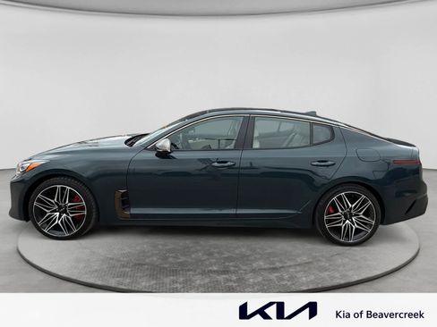 Used 2022 Kia Stinger GT2 AWD/4WD image 8