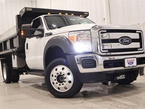 Used 2016 Ford F550 4x4 Regular Cab Super Duty image 33