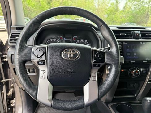 Used 2023 Toyota 4Runner SR5 RWD image 11