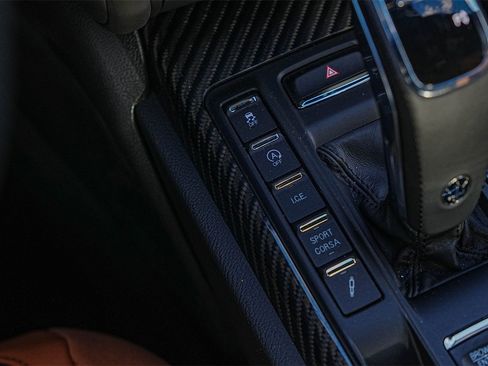 Used 2024 Maserati Ghibli Trofeo image 21