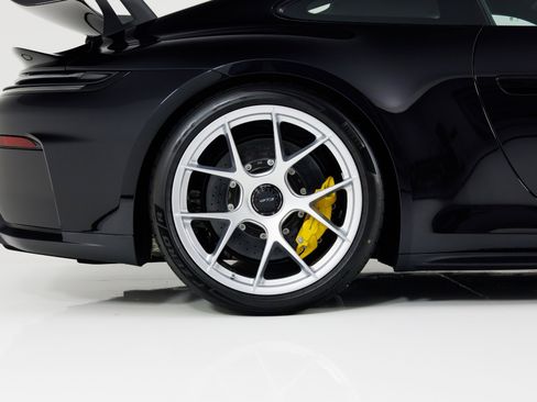 Used 2026 Porsche 911 GT3 image 12