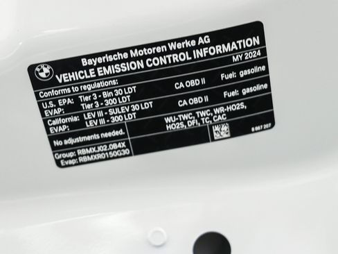 Certified 2024 BMW X3 sDrive30i w/ Premium Package RWD image 29