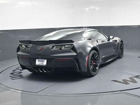 Used 2019 Chevrolet Corvette Z06 image 9