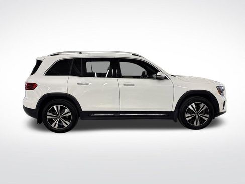Used 2025 Mercedes-Benz GLB 250 image 6