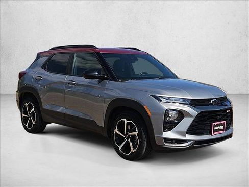 Certified 2023 Chevrolet TrailBlazer RS w/ Sun and Liftgate Package FWD image 3