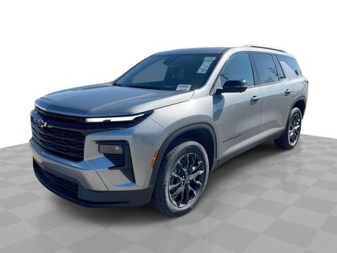 New 2026 Chevrolet Traverse LT w/ Midnight/Sport Edition AWD/4WD image 1